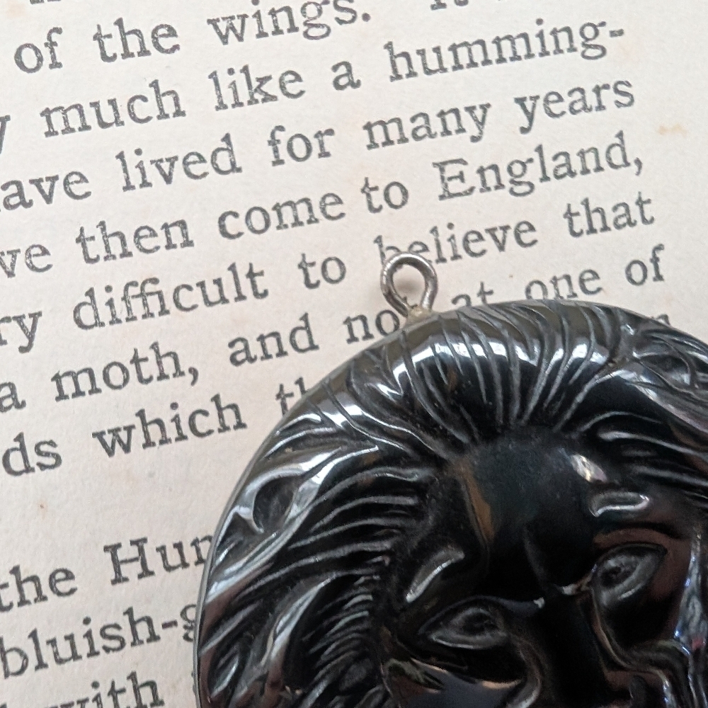 Black Lion Head Necklace Pendant - Picture 7 of 9